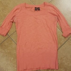 🌻3/$15 Coral lightweight sweater